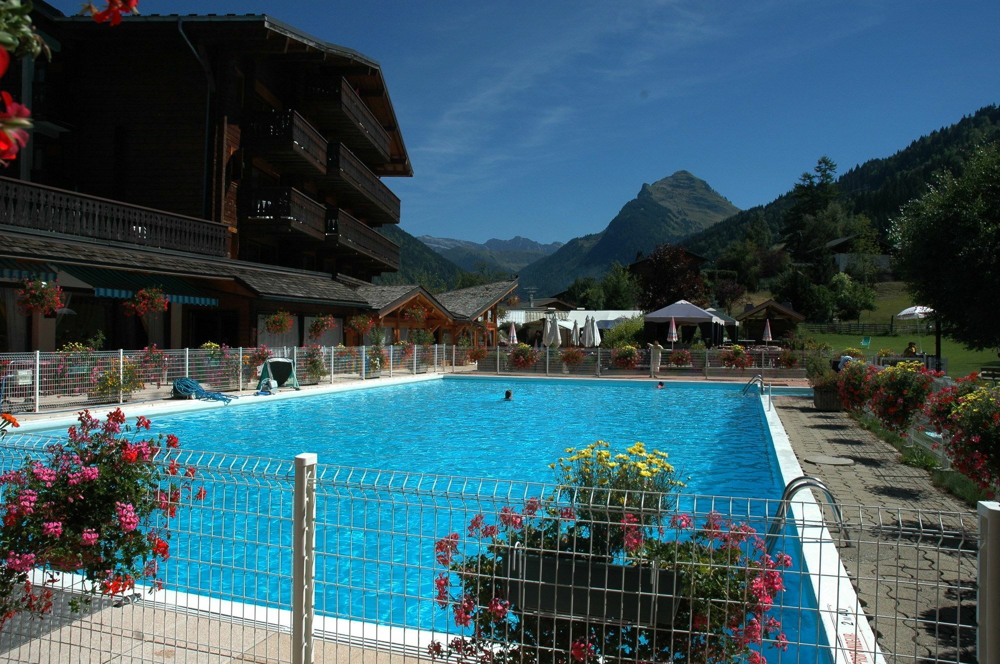 Hotel Club Le Cret Morzine Esterno foto