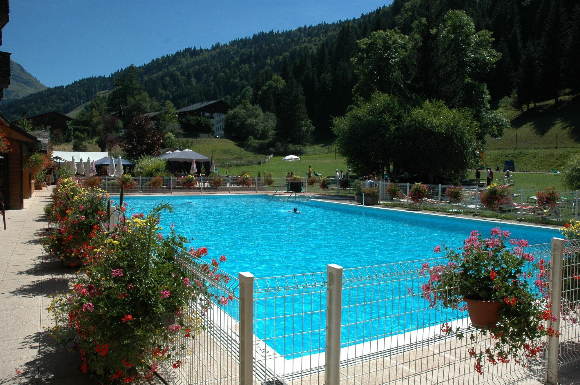 Hotel Club Le Cret Morzine Esterno foto