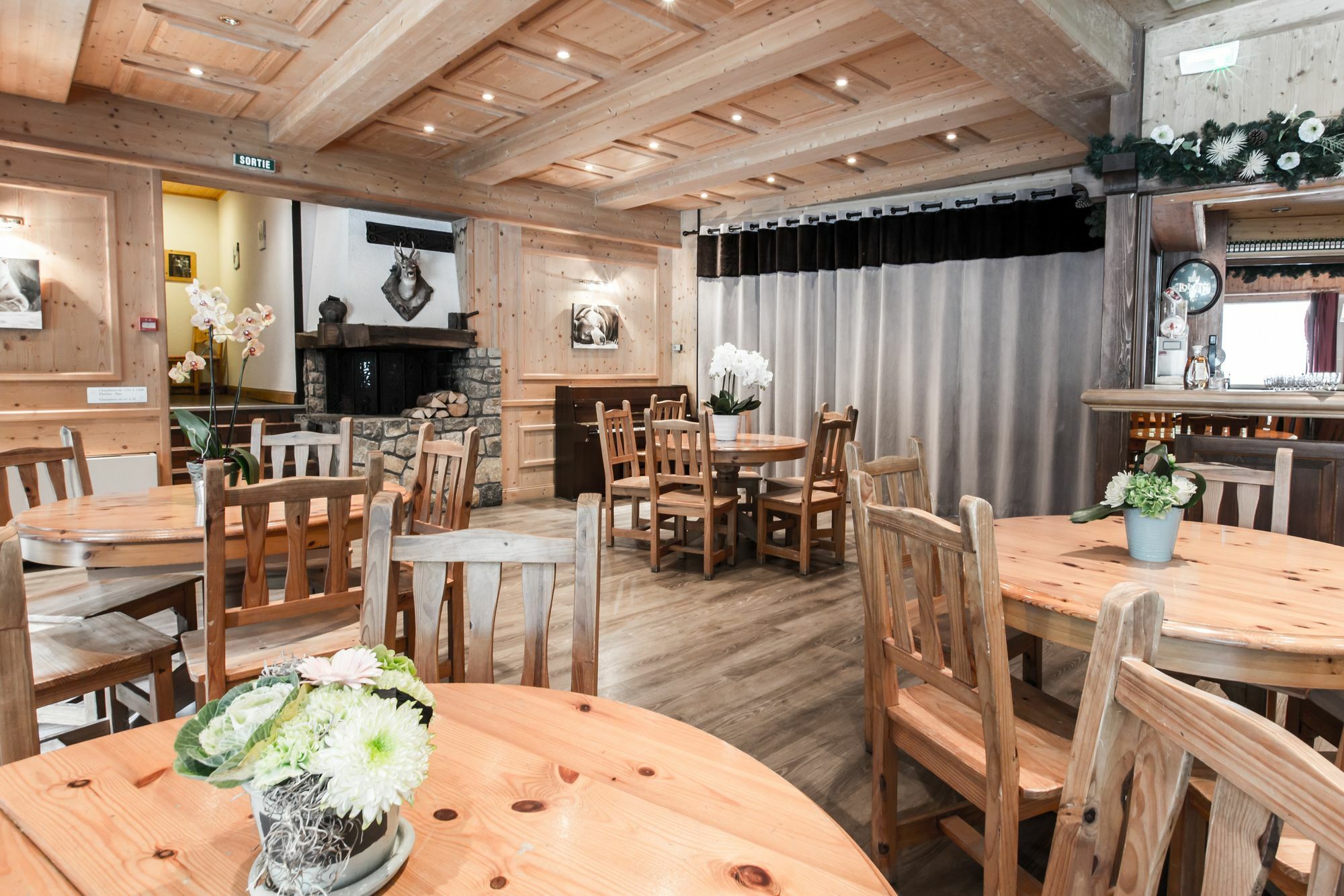 Hotel Club Le Cret Morzine Esterno foto