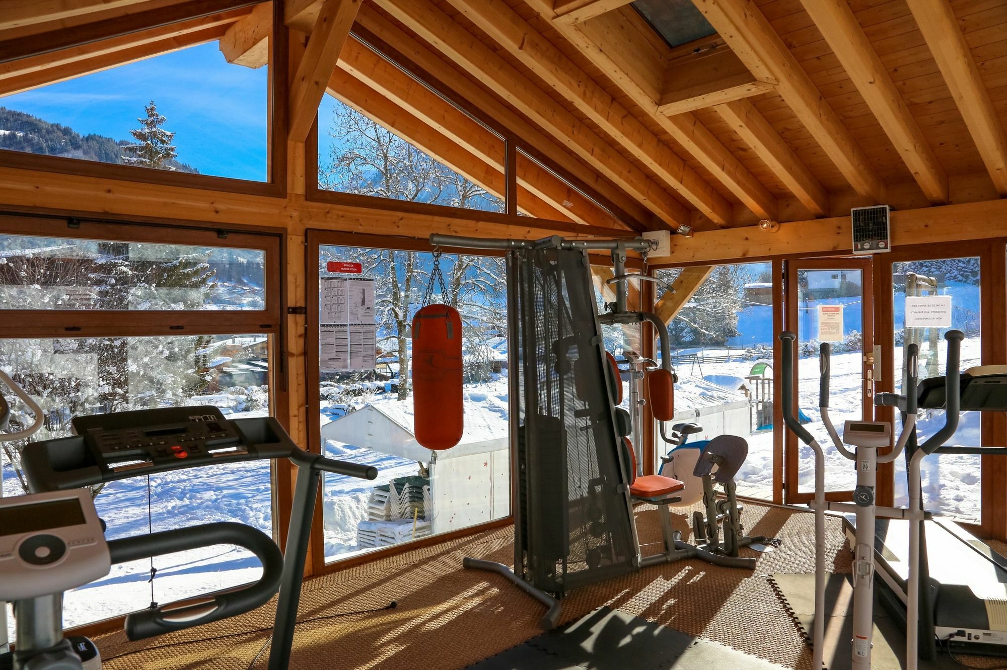 Hotel Club Le Cret Morzine Esterno foto