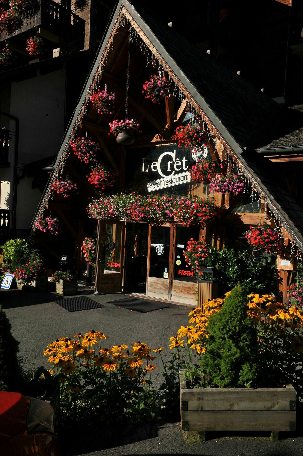 Hotel Club Le Cret Morzine Esterno foto
